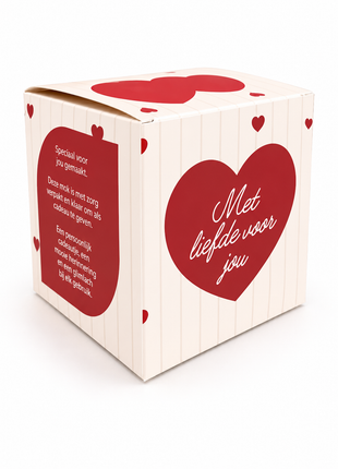 Classic Love Mokkendoosje – Cadeaudoosje met Rode Hartjes voor Mok
